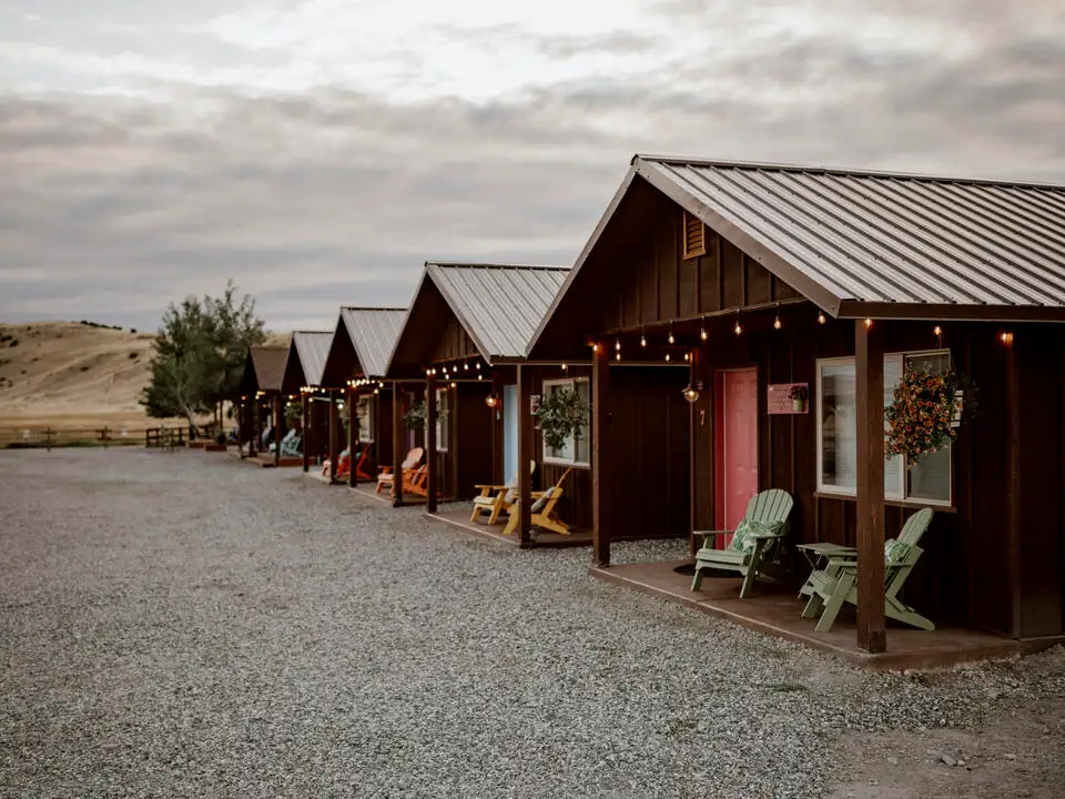 cabin rentals near yellowstone